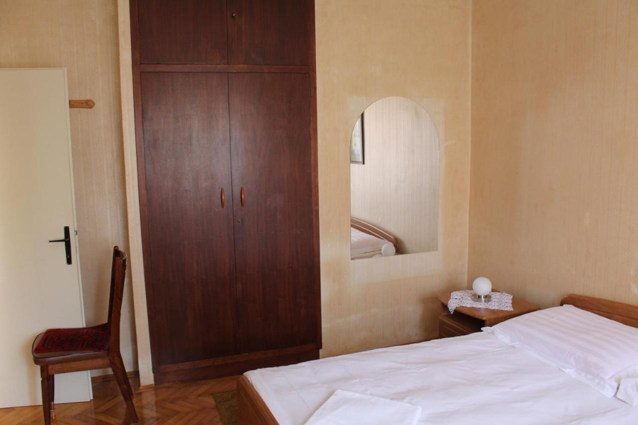 Apartment Antica Supetar Kültér fotó