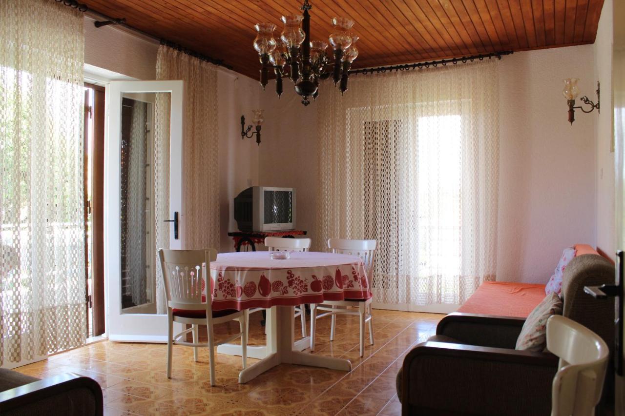 Apartment Antica Supetar Kültér fotó